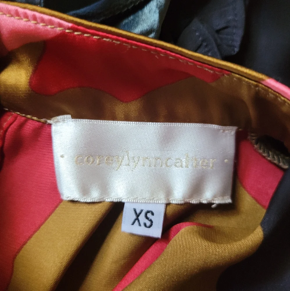 Beautiful Corey Lynn Calter  dress. Size x small. - Picture 2 of 3